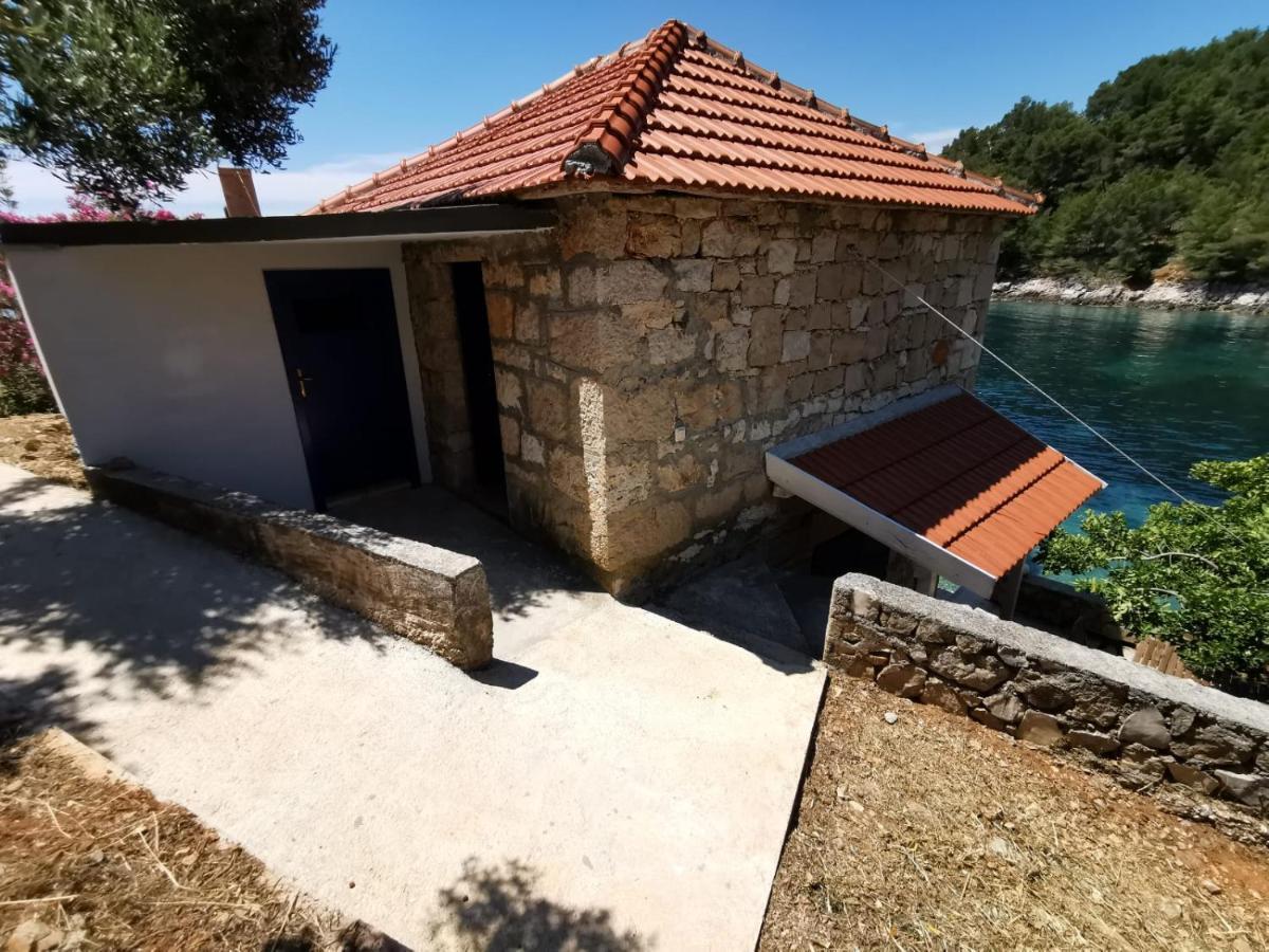 Kamena Kucica Holiday home *
